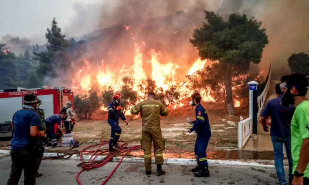 Ασπρόπυργος: Φωτιά σε εργοστάσιο